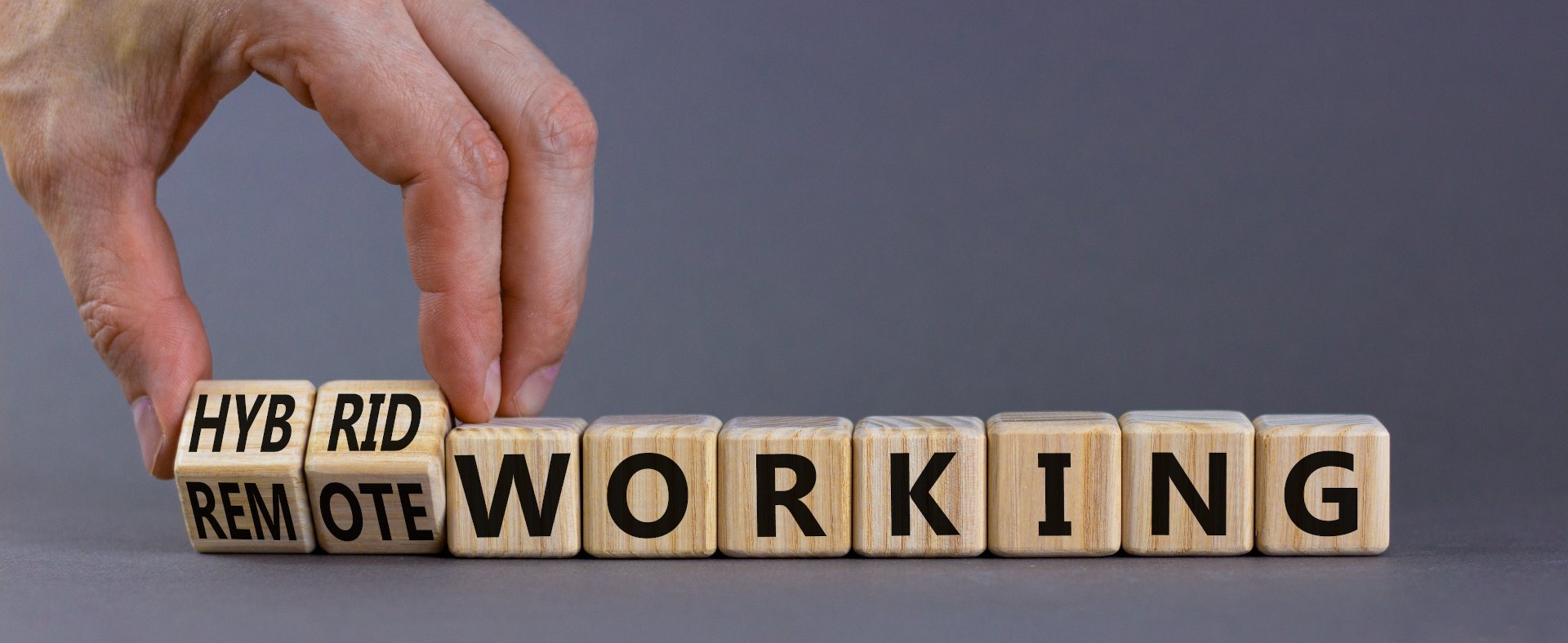 El Nuevo ADN Laboral: Por qué el Trabajo Híbrido no es una Moda, es el Futuro