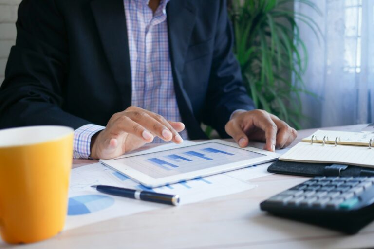 Negocia como remoto: cómo cobrar lo que vales